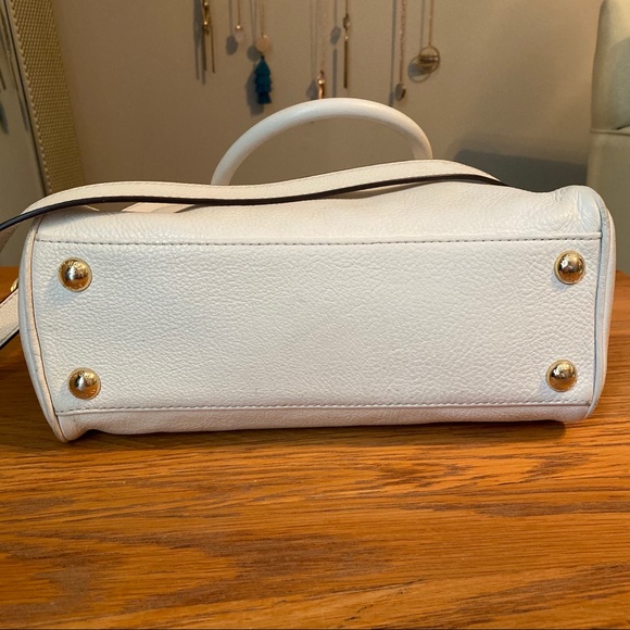 Michael Kors White Crossbody Bag - Picture 4 of 5